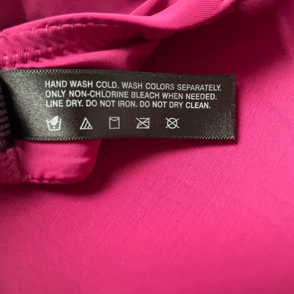 Natori BUNDLE Pure Luxe Underwire T-Shirt Bra Tan and Burgundy EUC Size 32D - Picture 13 of 16